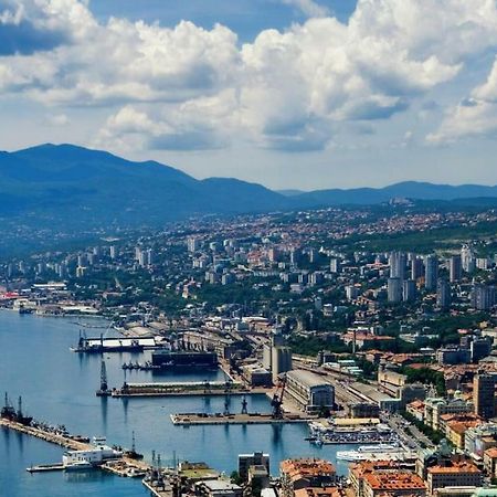 Apartment Pipo Rijeka Bagian luar foto